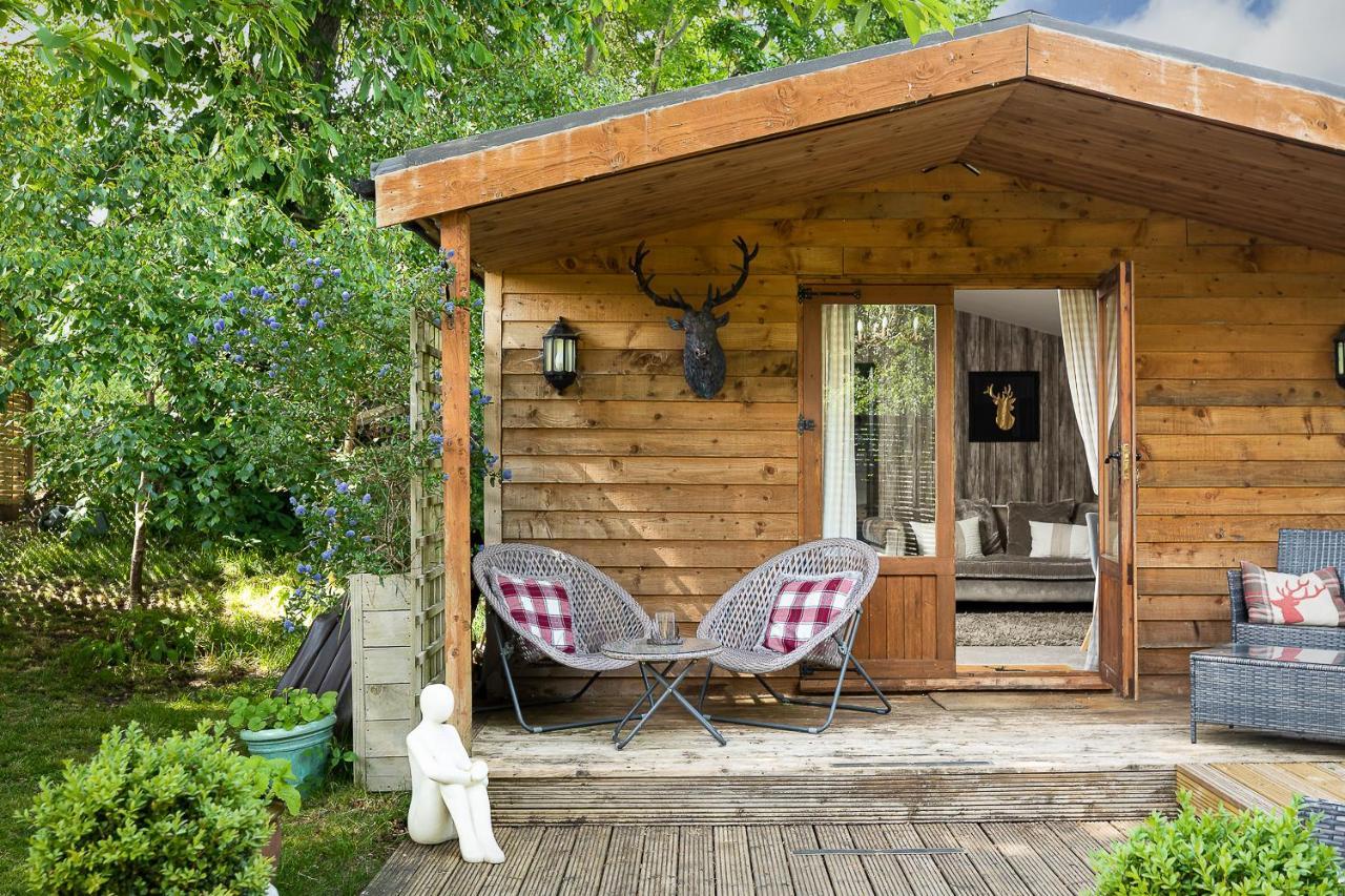 The Log Cabin With Private Hot Tub, Bath Villa Luaran gambar